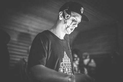 Abstrakt Sonance
